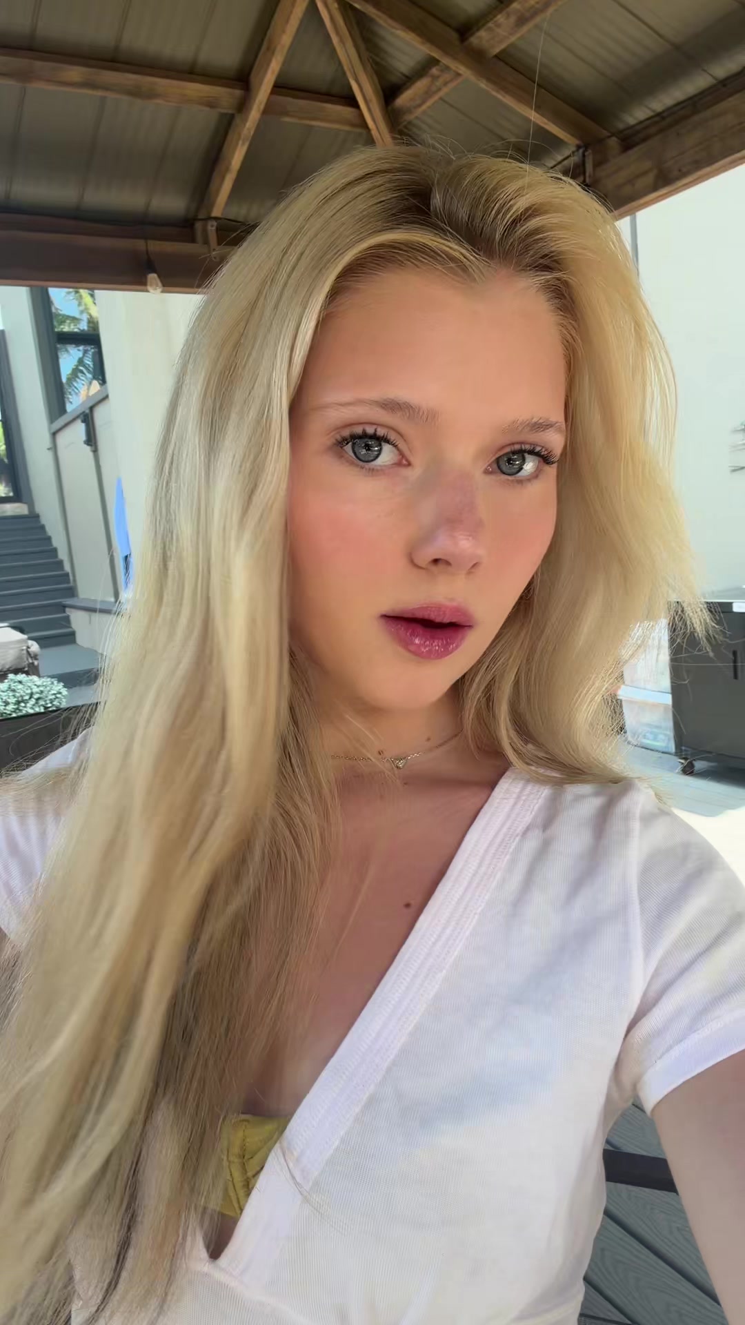 @😝