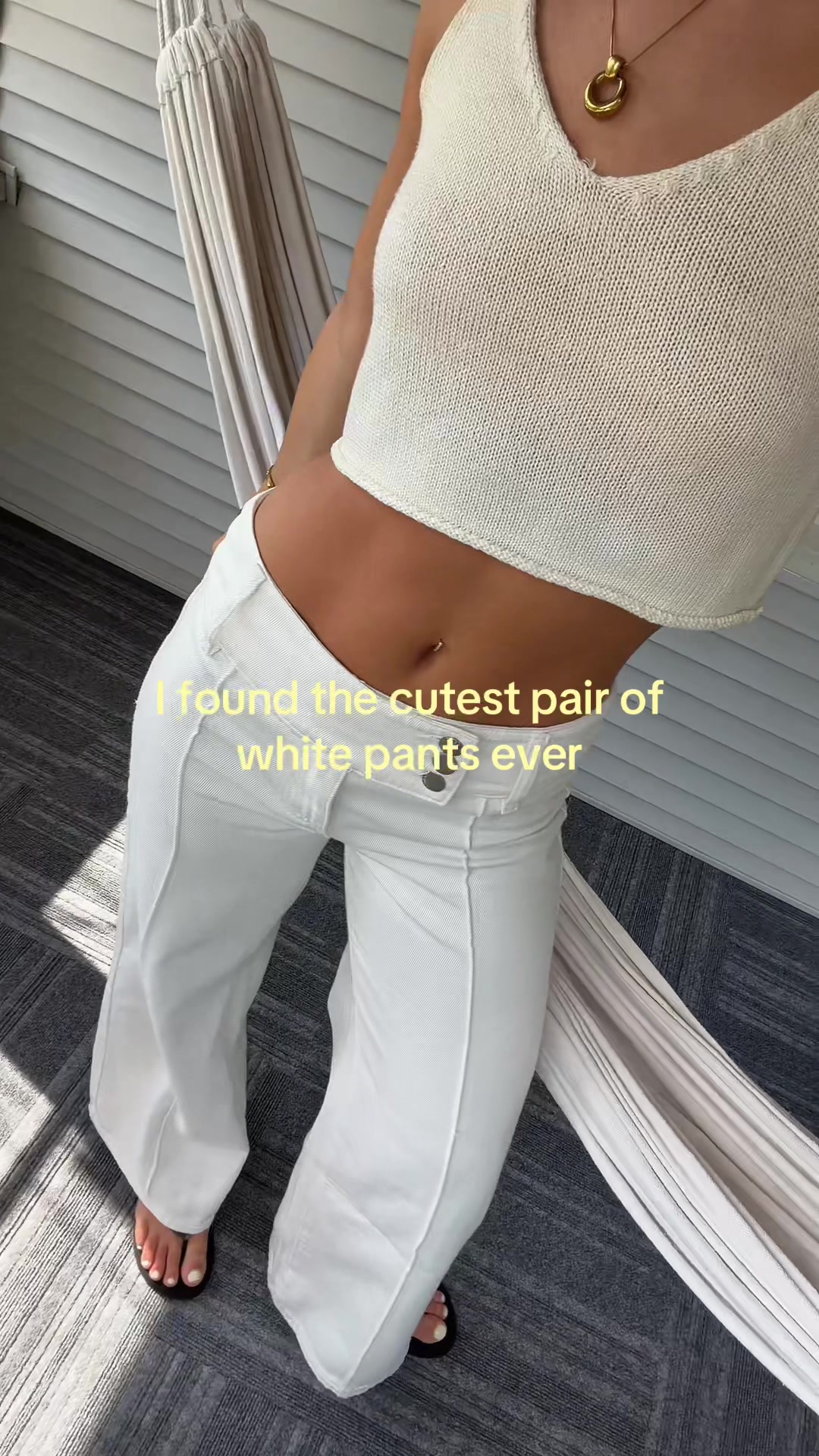 @caitlynnavery