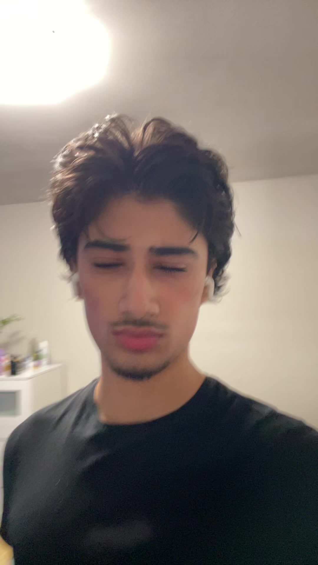@Rayhan 🇦🇫