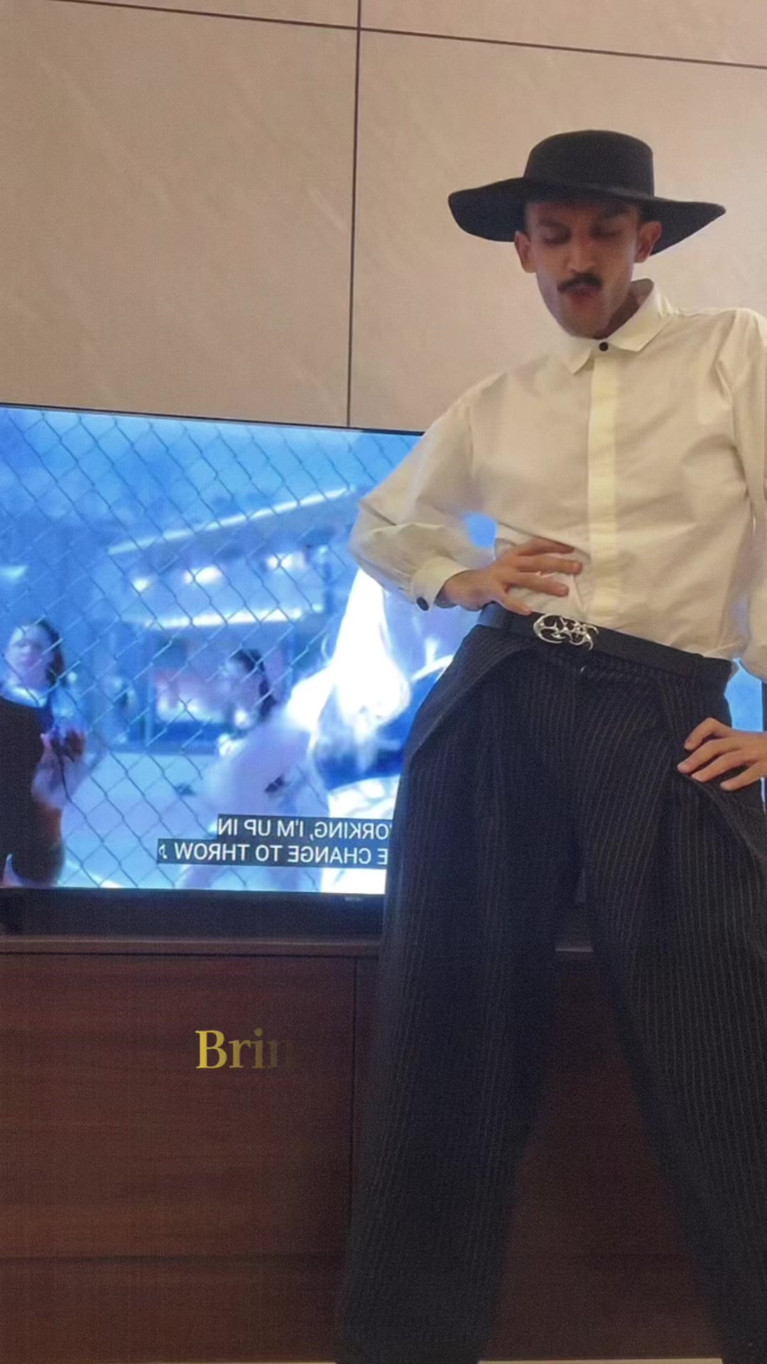 @๐ ๐
๐’๐ ๐ฟ๐บ๐ ๐๏ผ