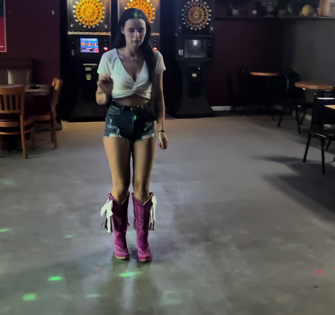 @annakaetyne