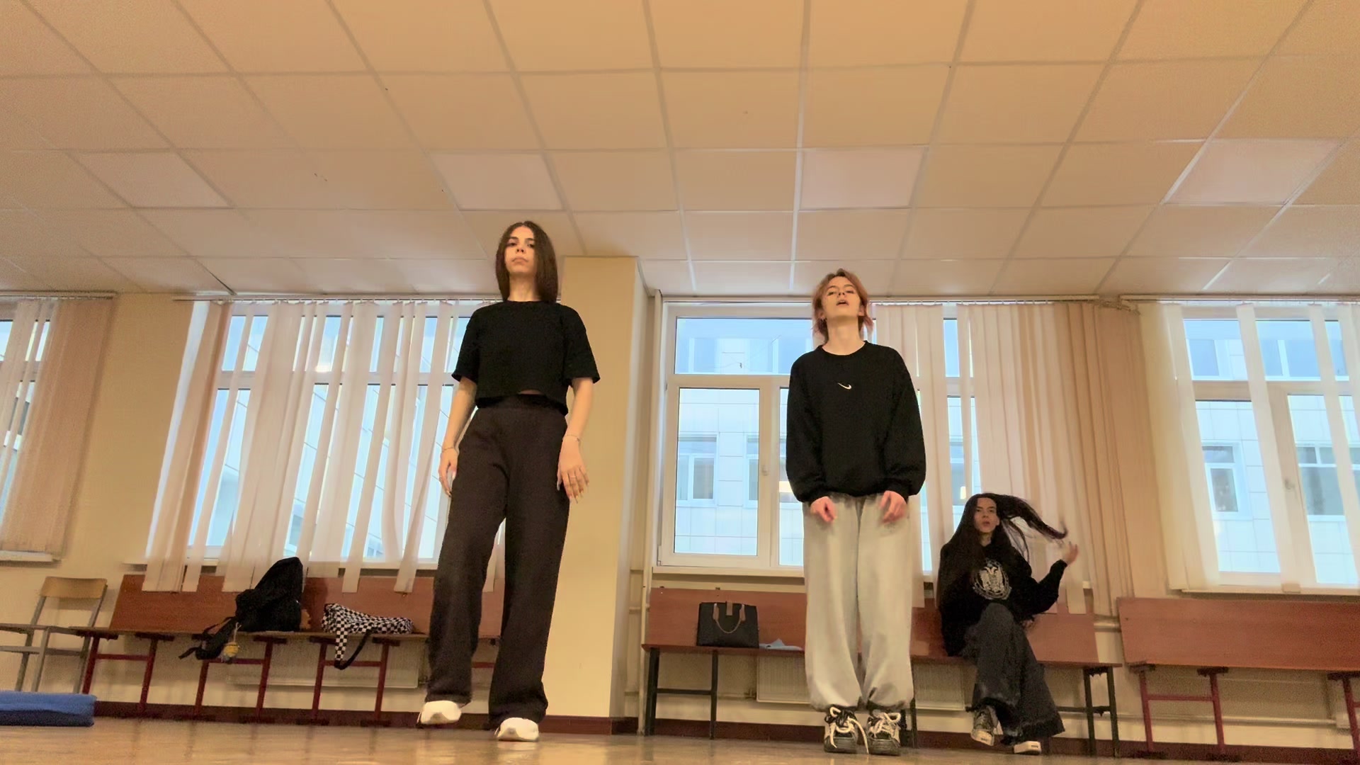 @фыр