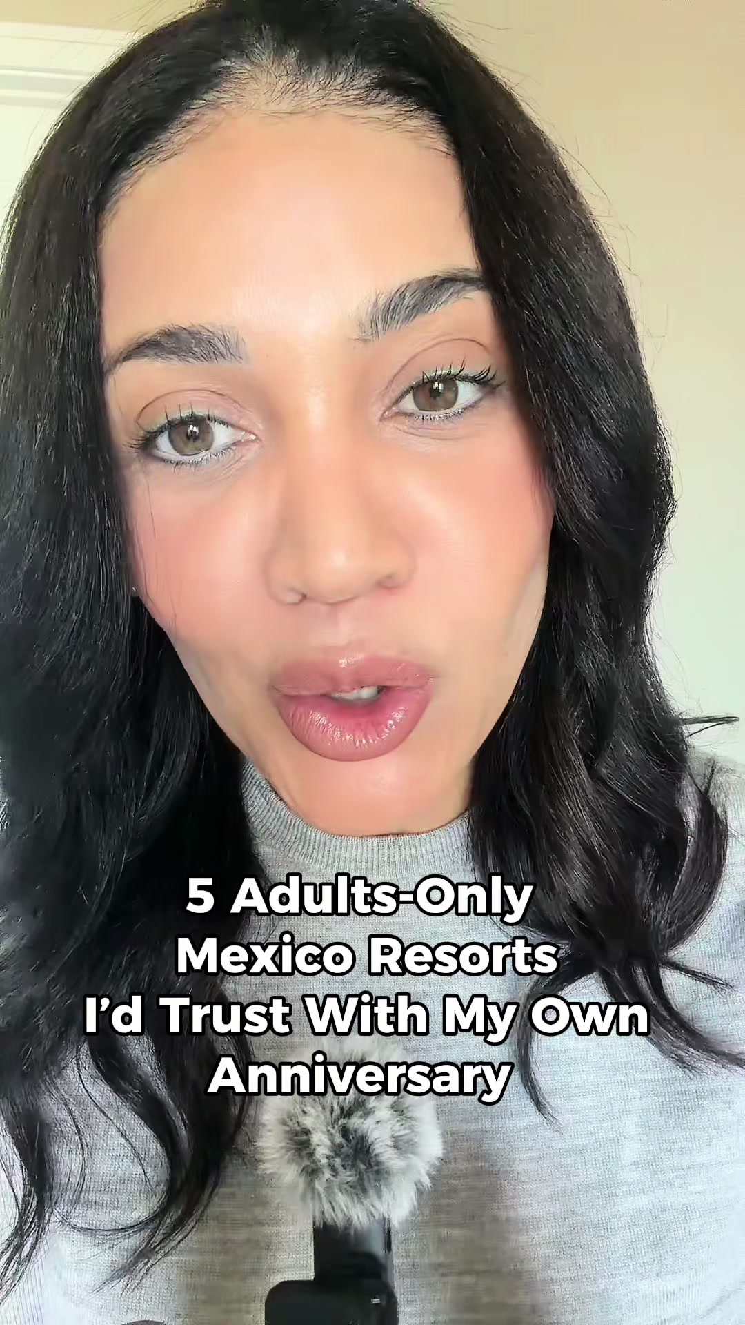 @Ella | 50+ Travel & Lifestyle
