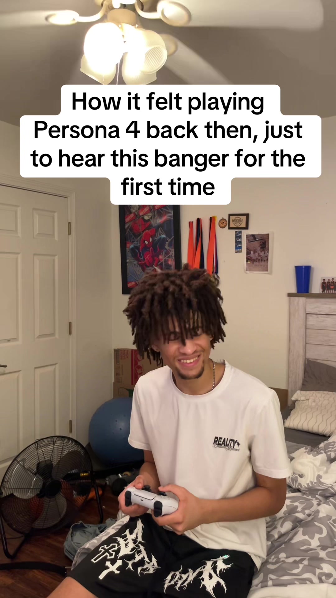 @ITZZ$kovie