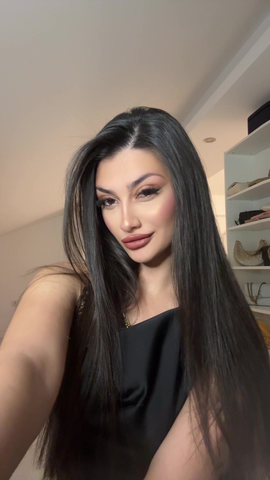 @ronika_veronikaa