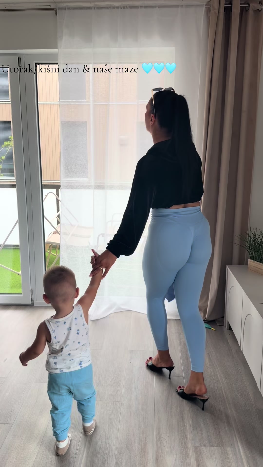 @mommyvanesaa