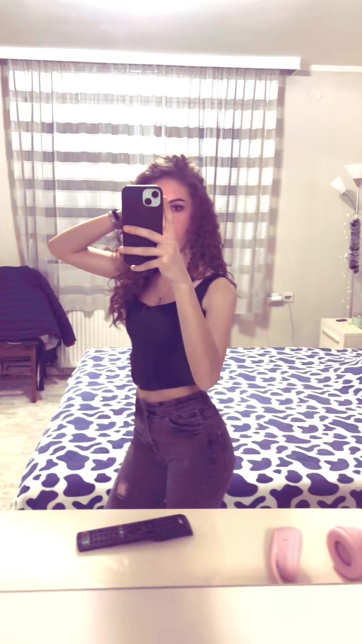 @lanaa