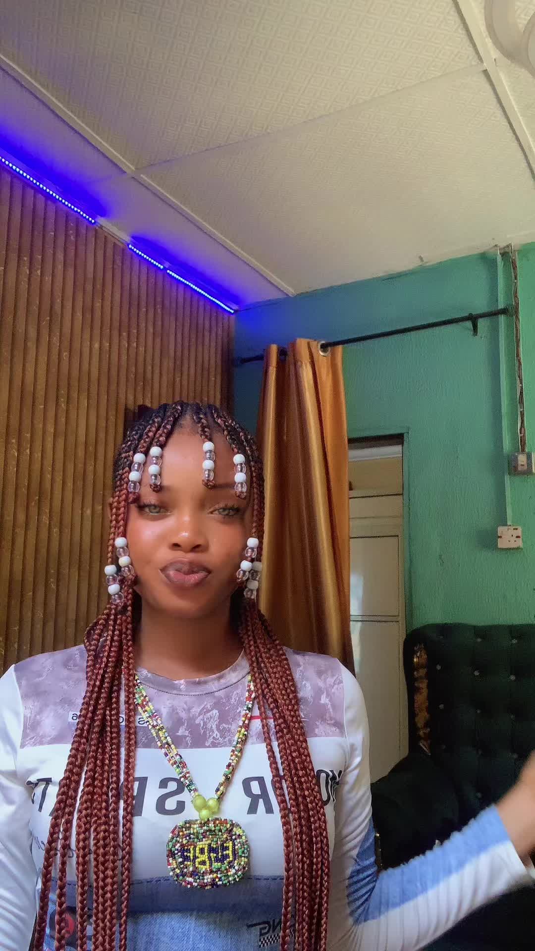 @ayowamide🧜&zwj;♀️🌊🐍