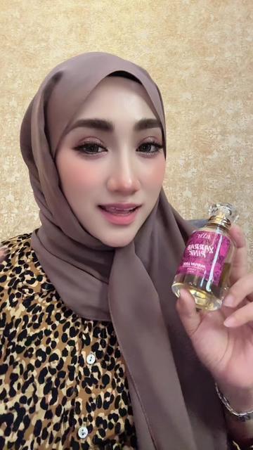 @Cik Puan Auni Founder Elyss
