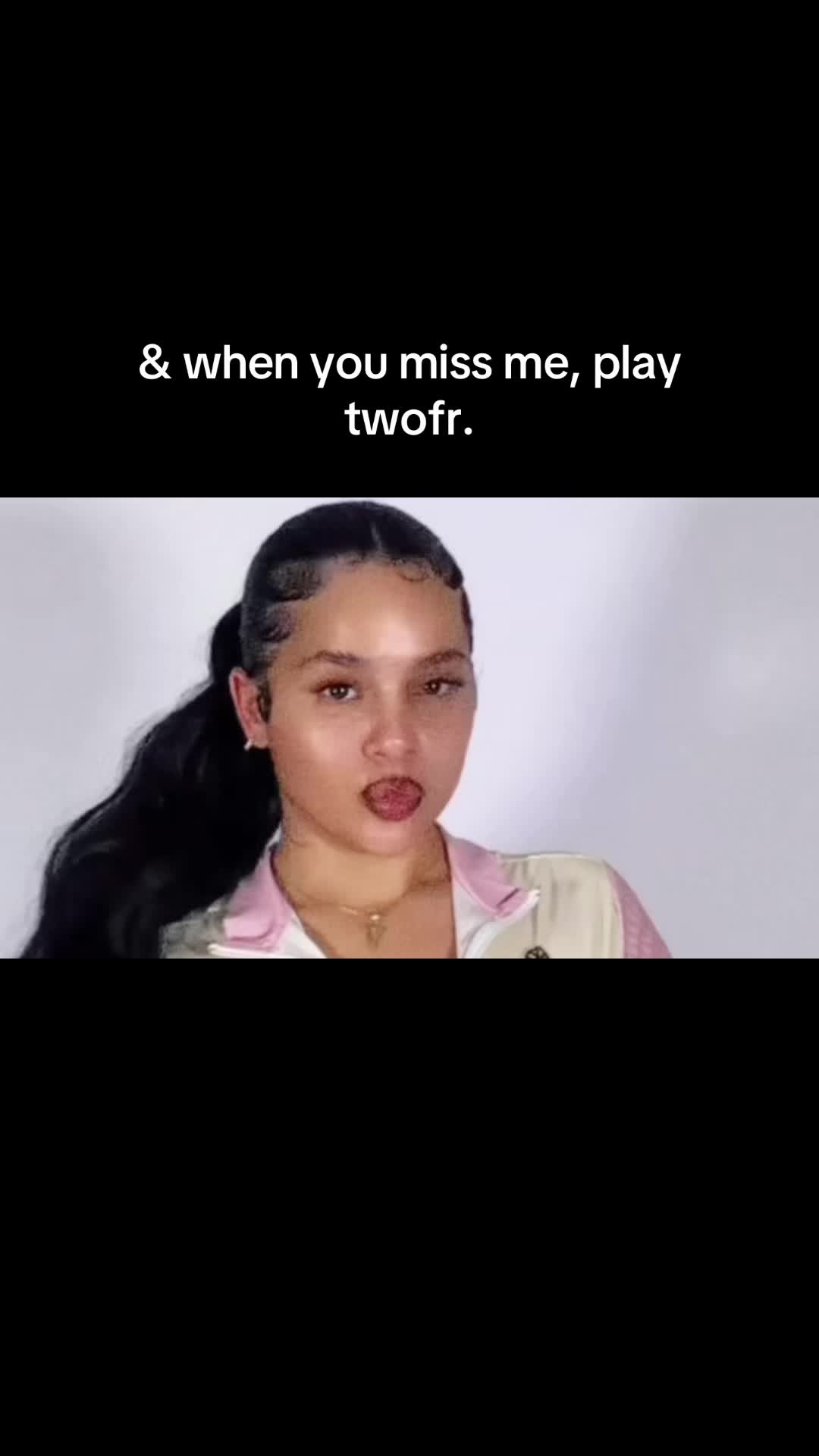 @Victoriavsqz