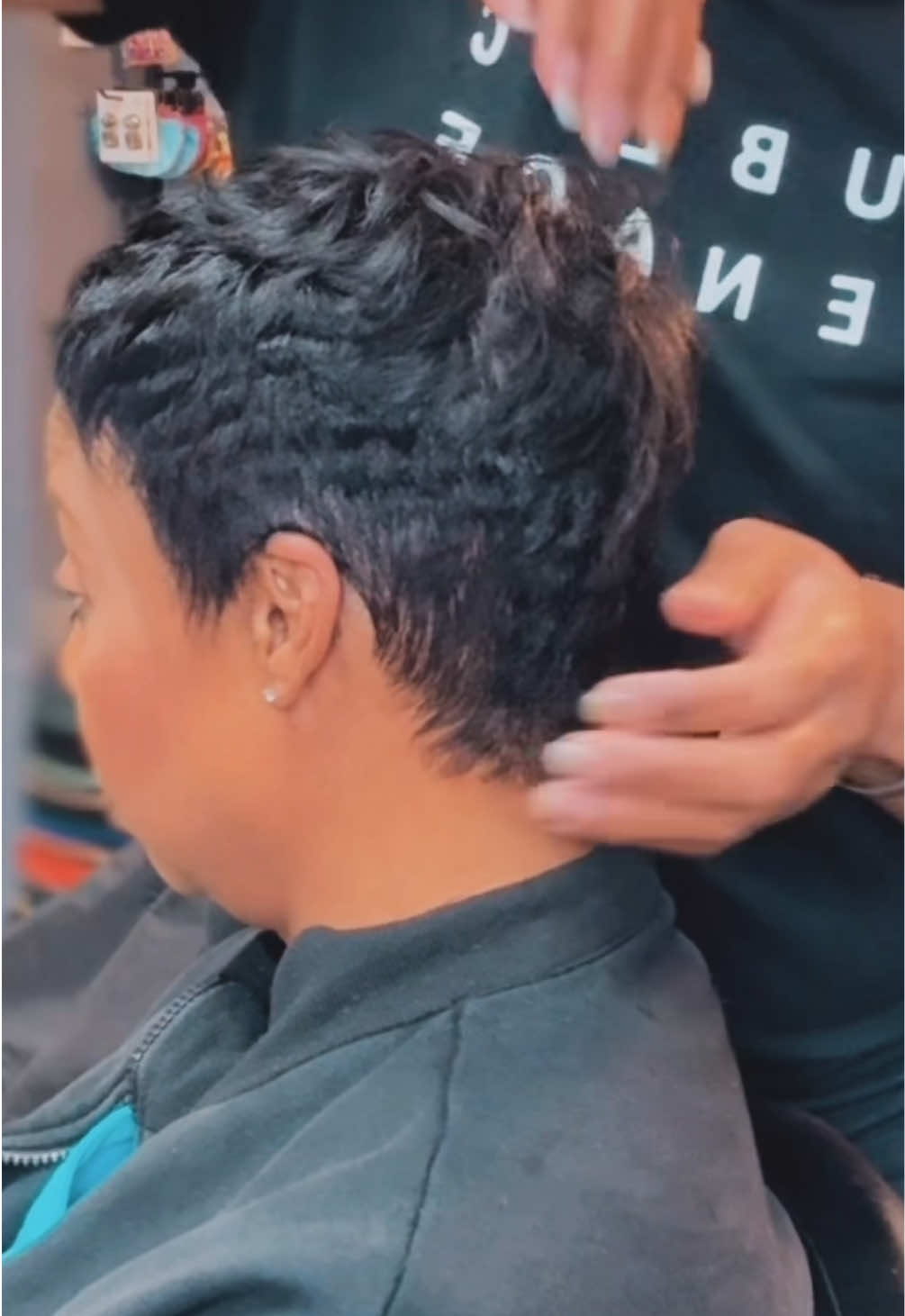 @Tee Que.TheHairPistol