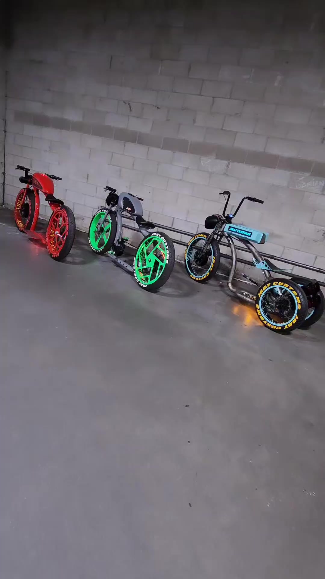 @Jrat Custom E-Bikes