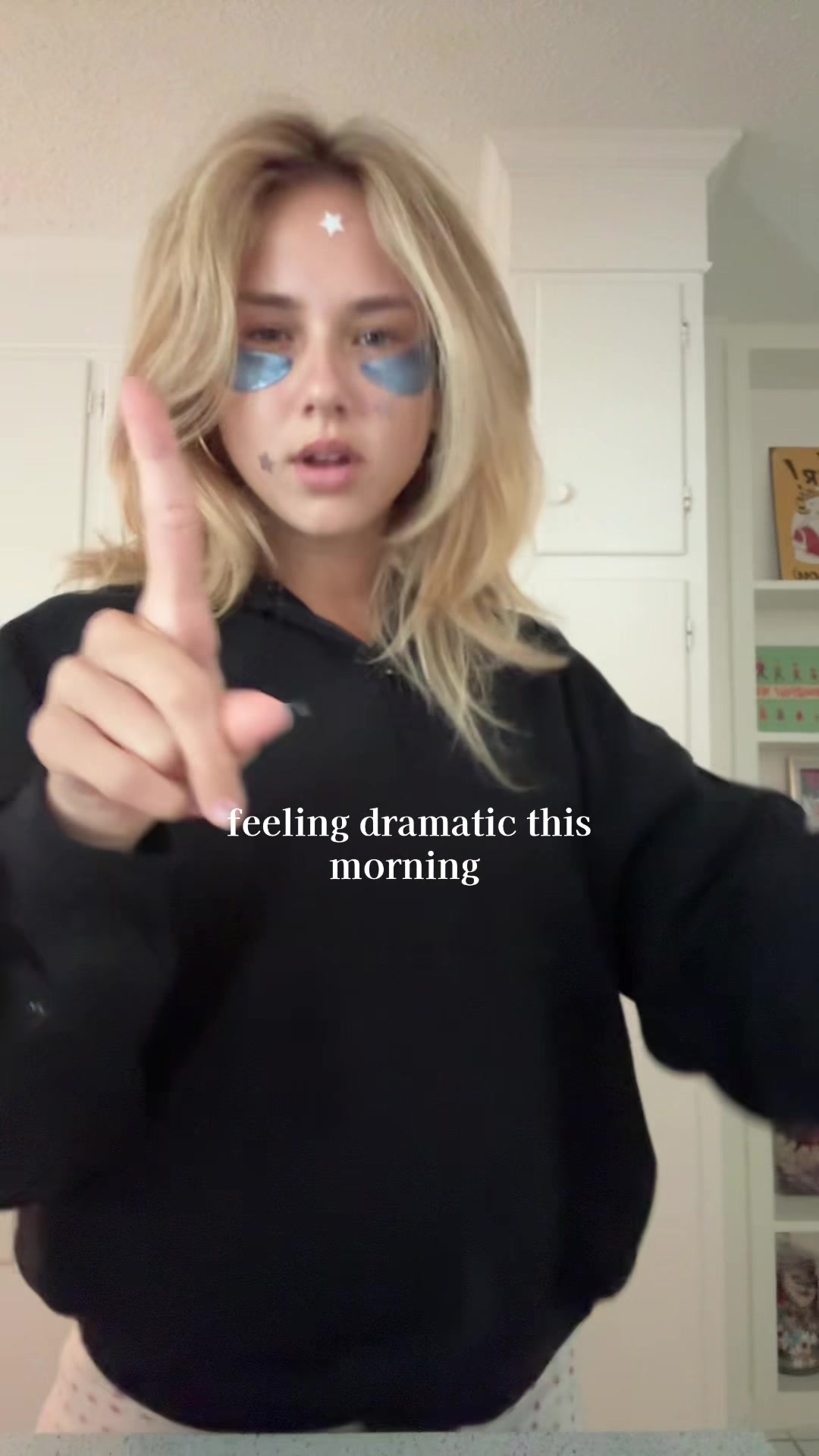 @AVA