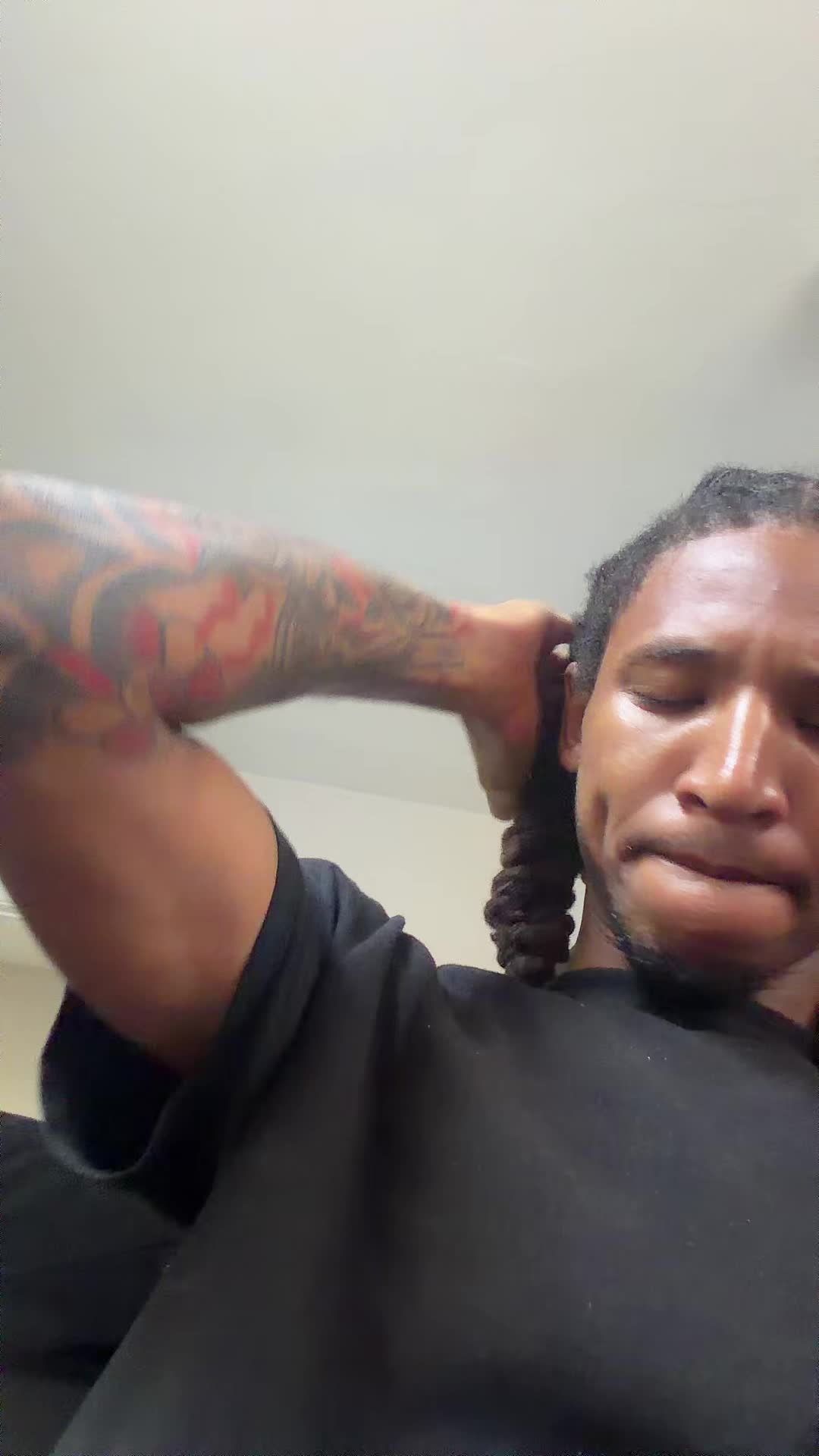 @StillThumbin