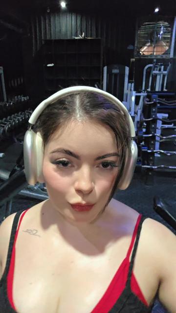 @KarolinaB Pole🧛♀️
