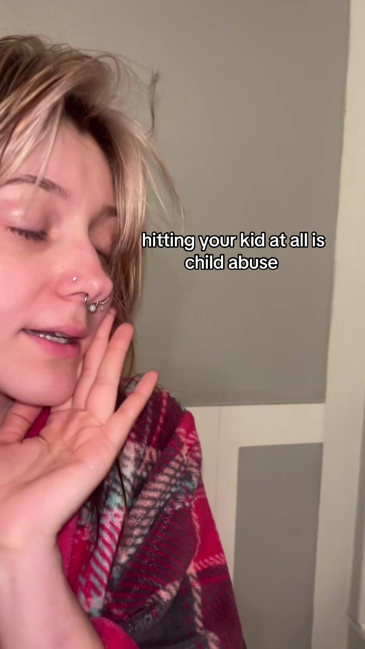 @<3