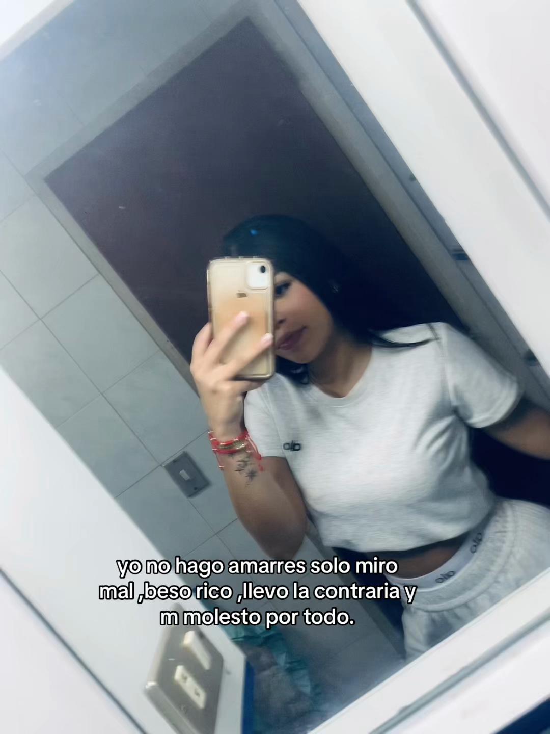 @𝐕🧸