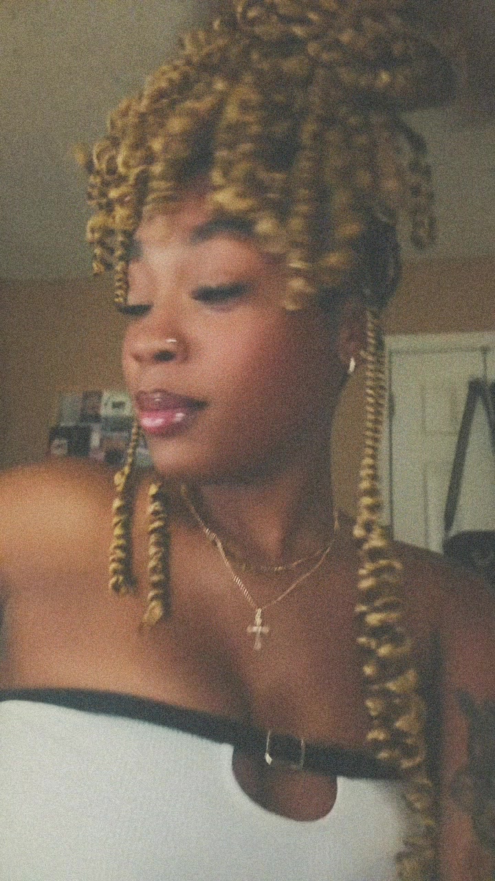 @direalyayaaa_