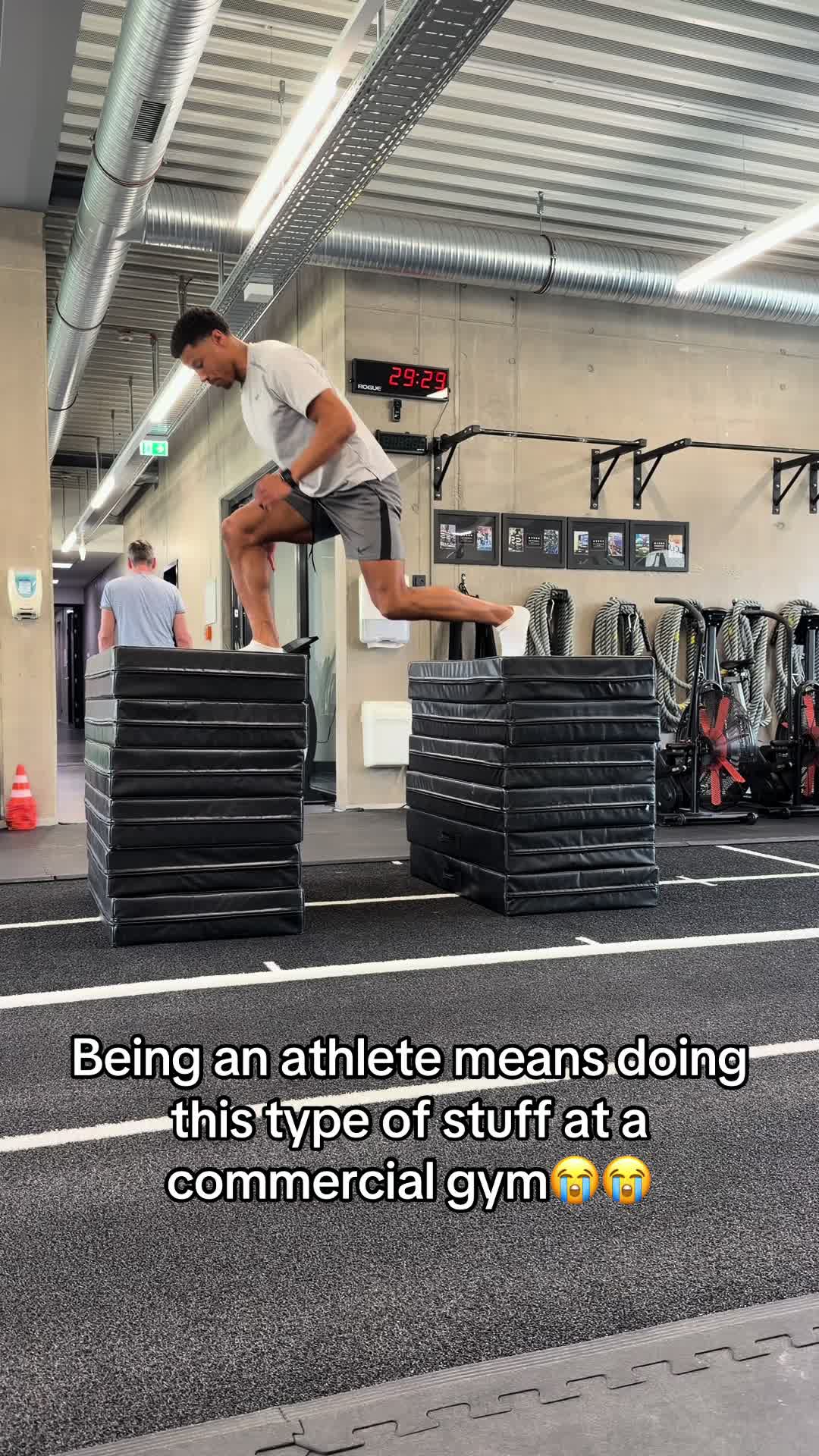 @Marcel Dabo