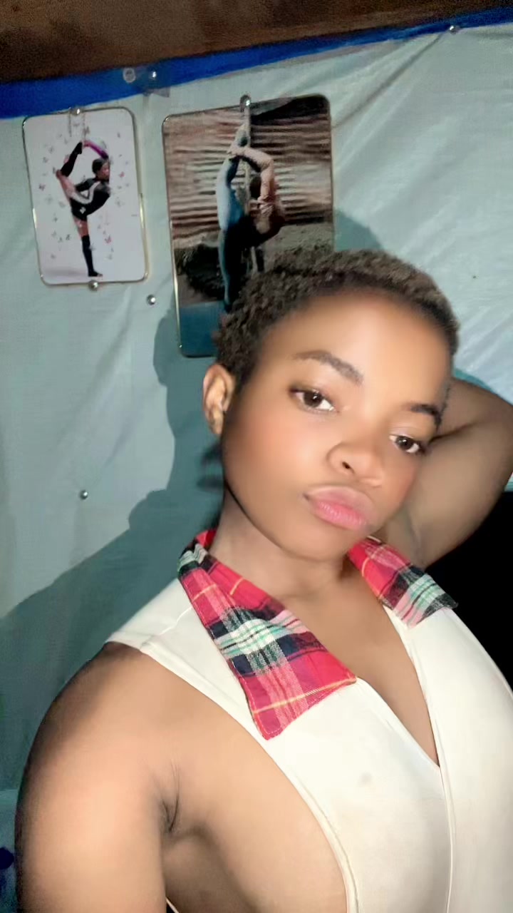 @@ FLEXIBLE SARAH🇨🇩🤸