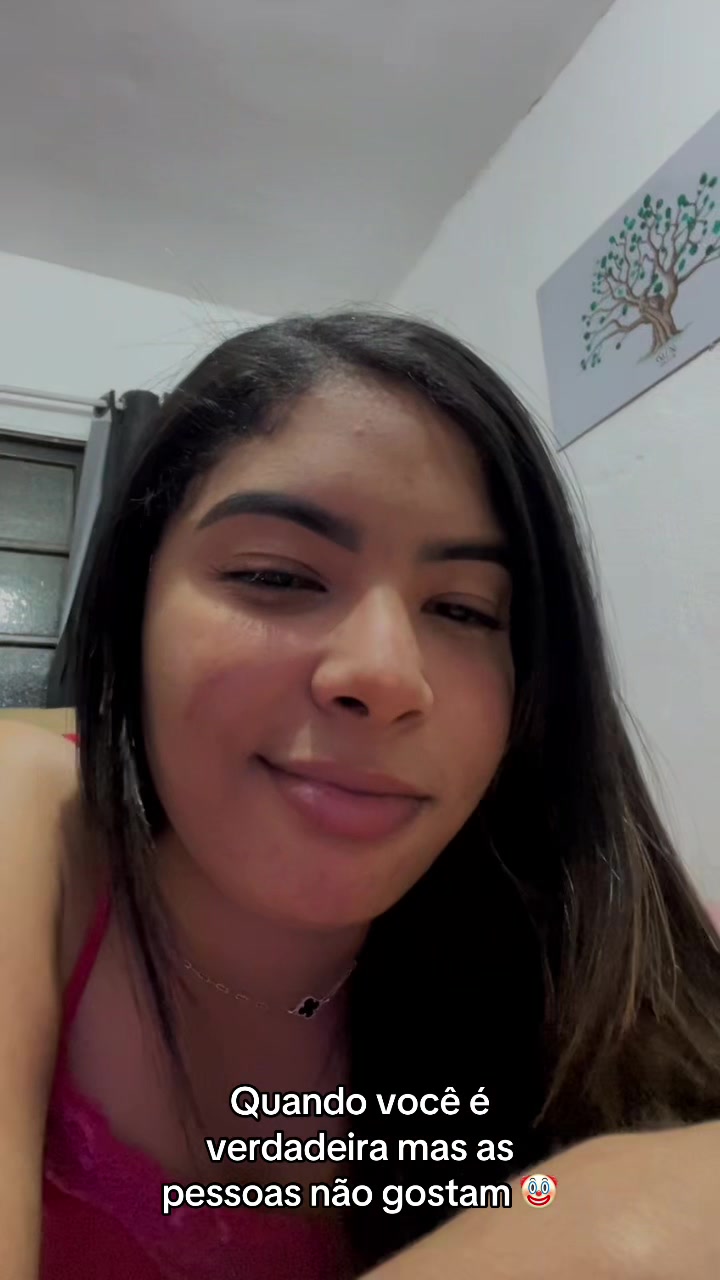 @laari.nasciment0