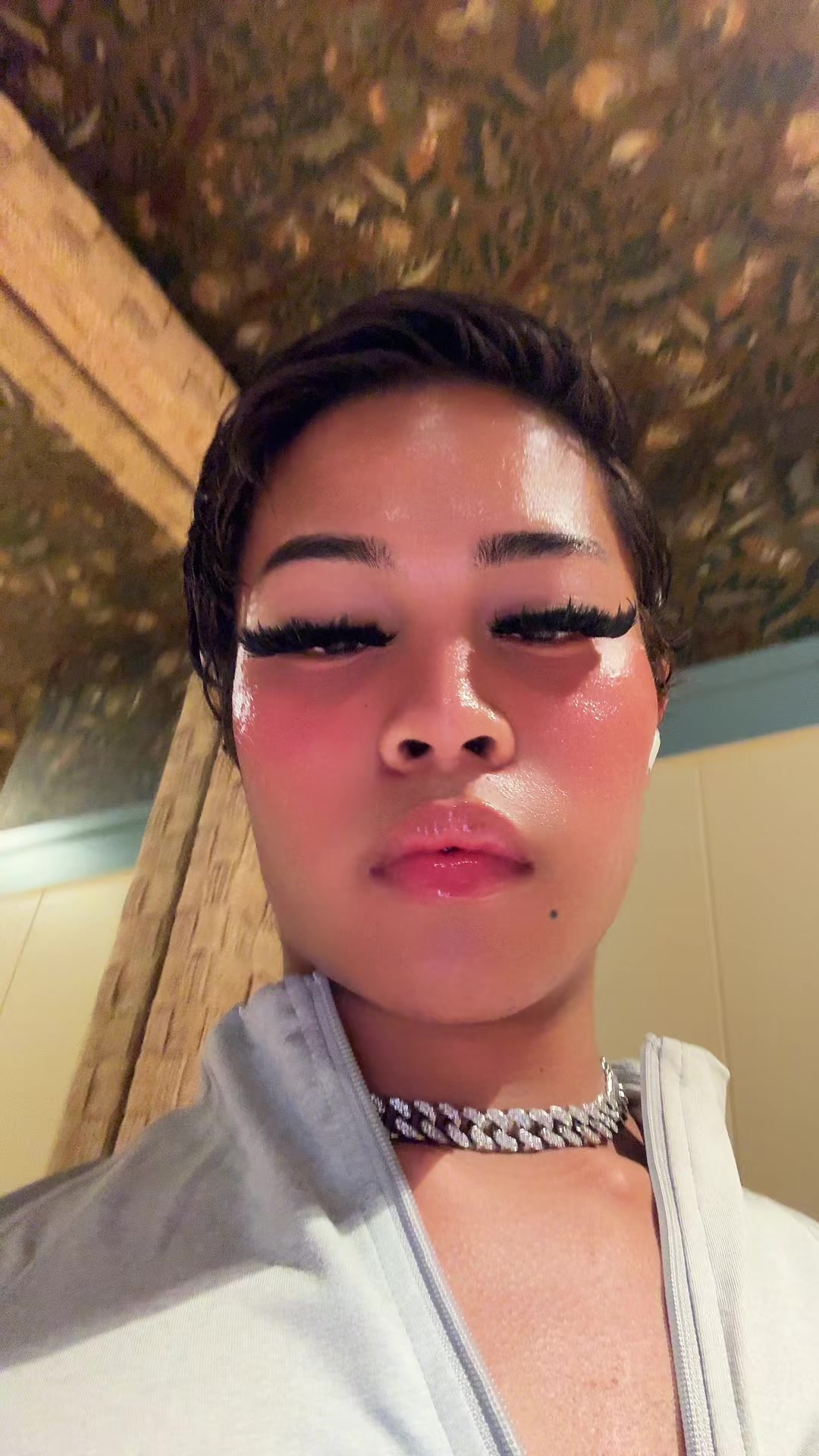 @Jo$hï