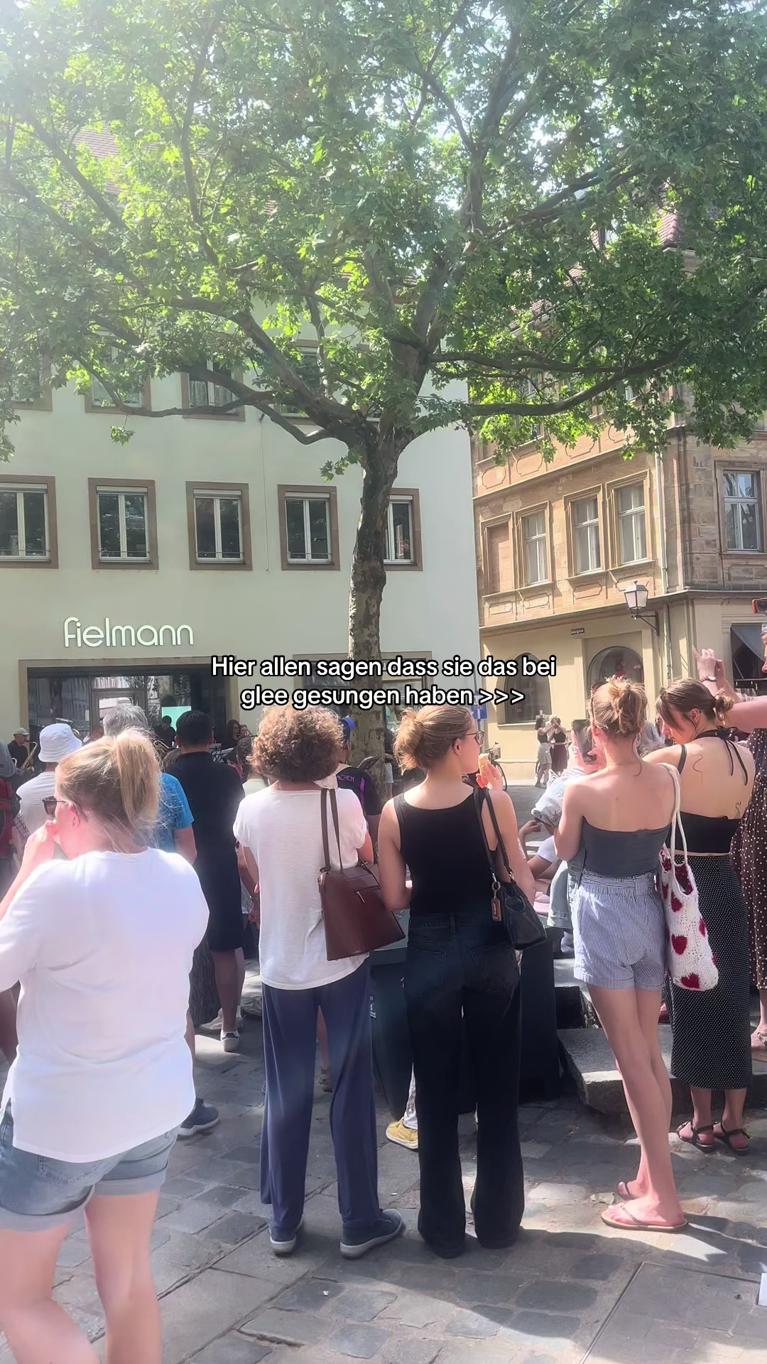 @Lu