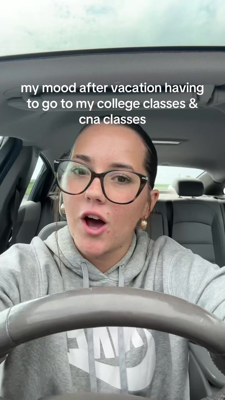 @alyvia