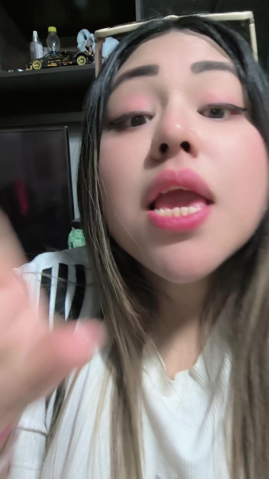 @CeciFc