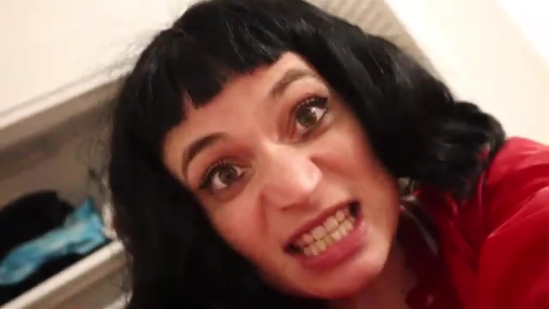 @Holytits93