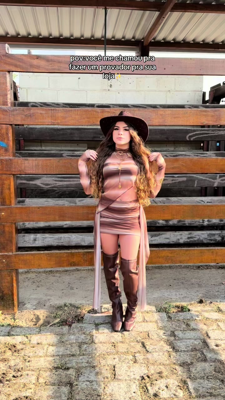 @nicolemello09_