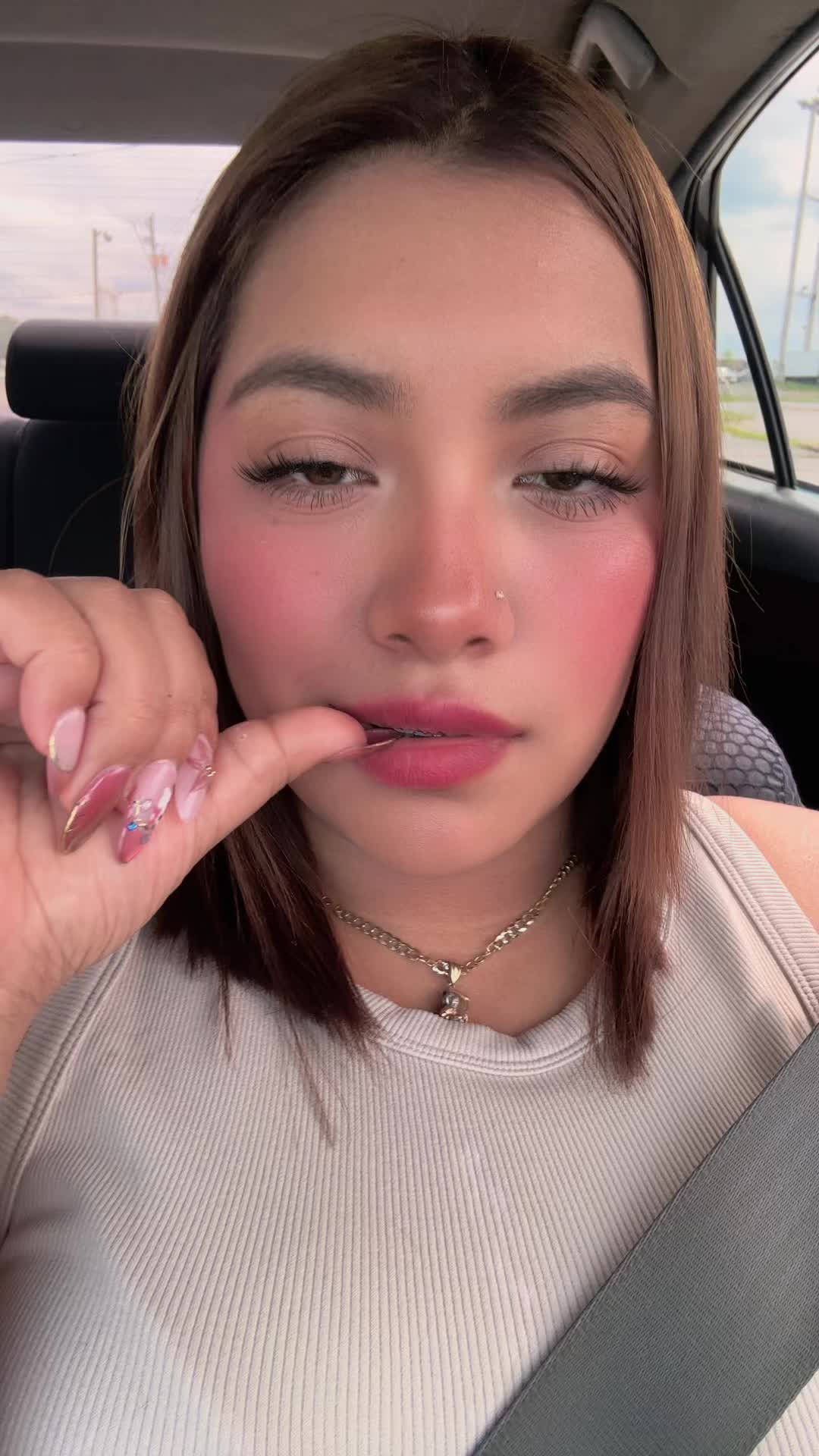 @MIAHERNANDEZ
