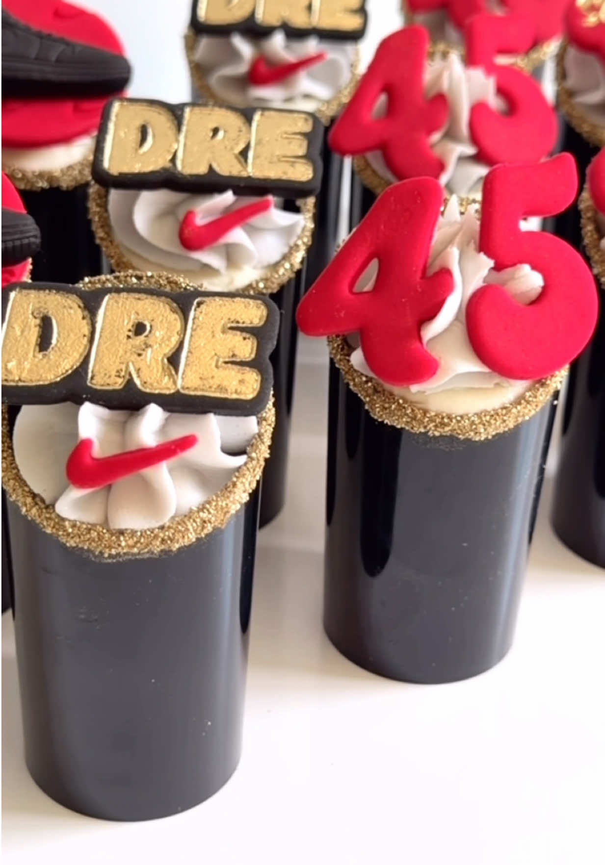 @Camarena CakePops
