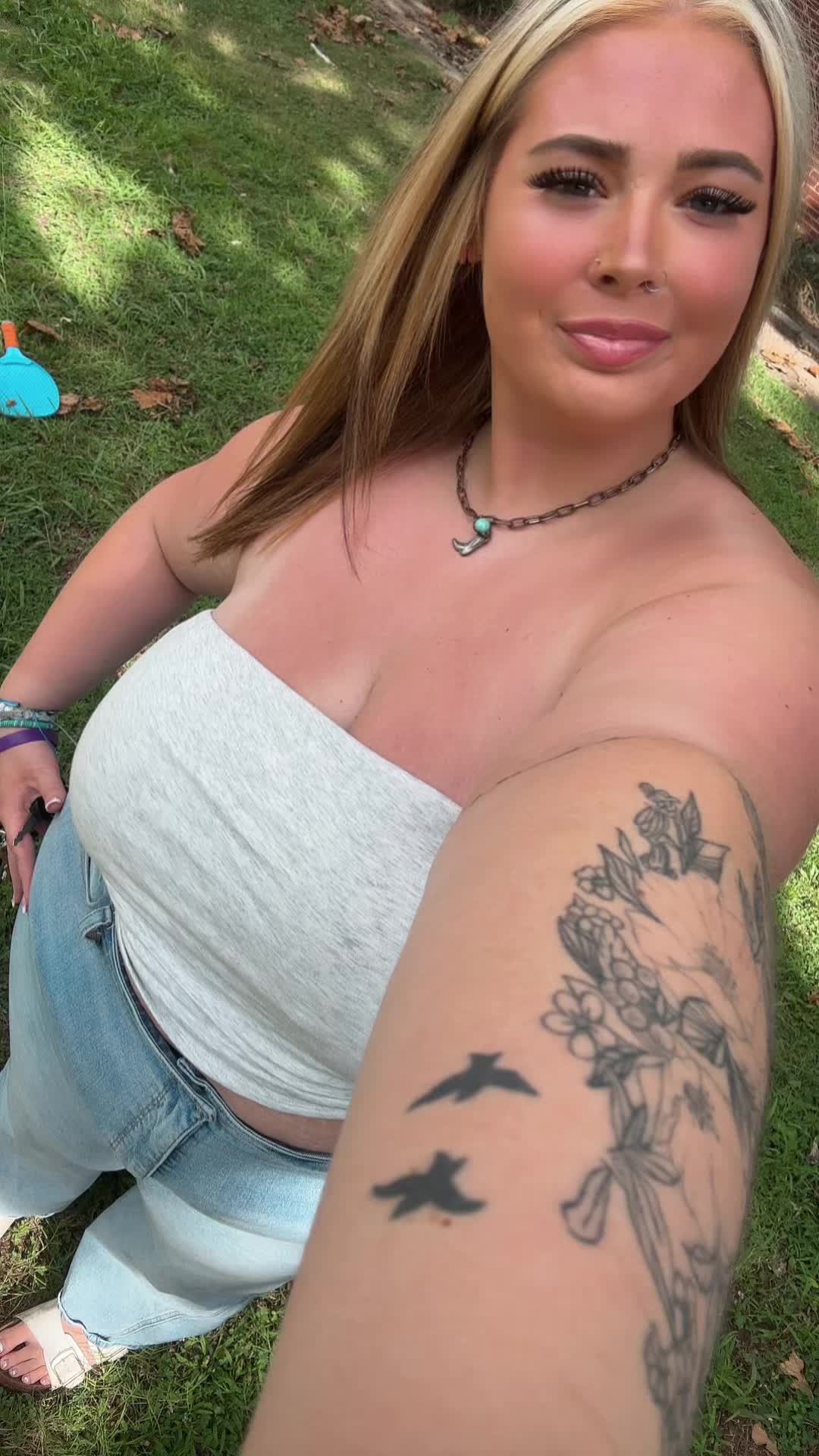 @Zo&euml;