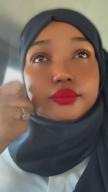 @QUEENOFEAST👑