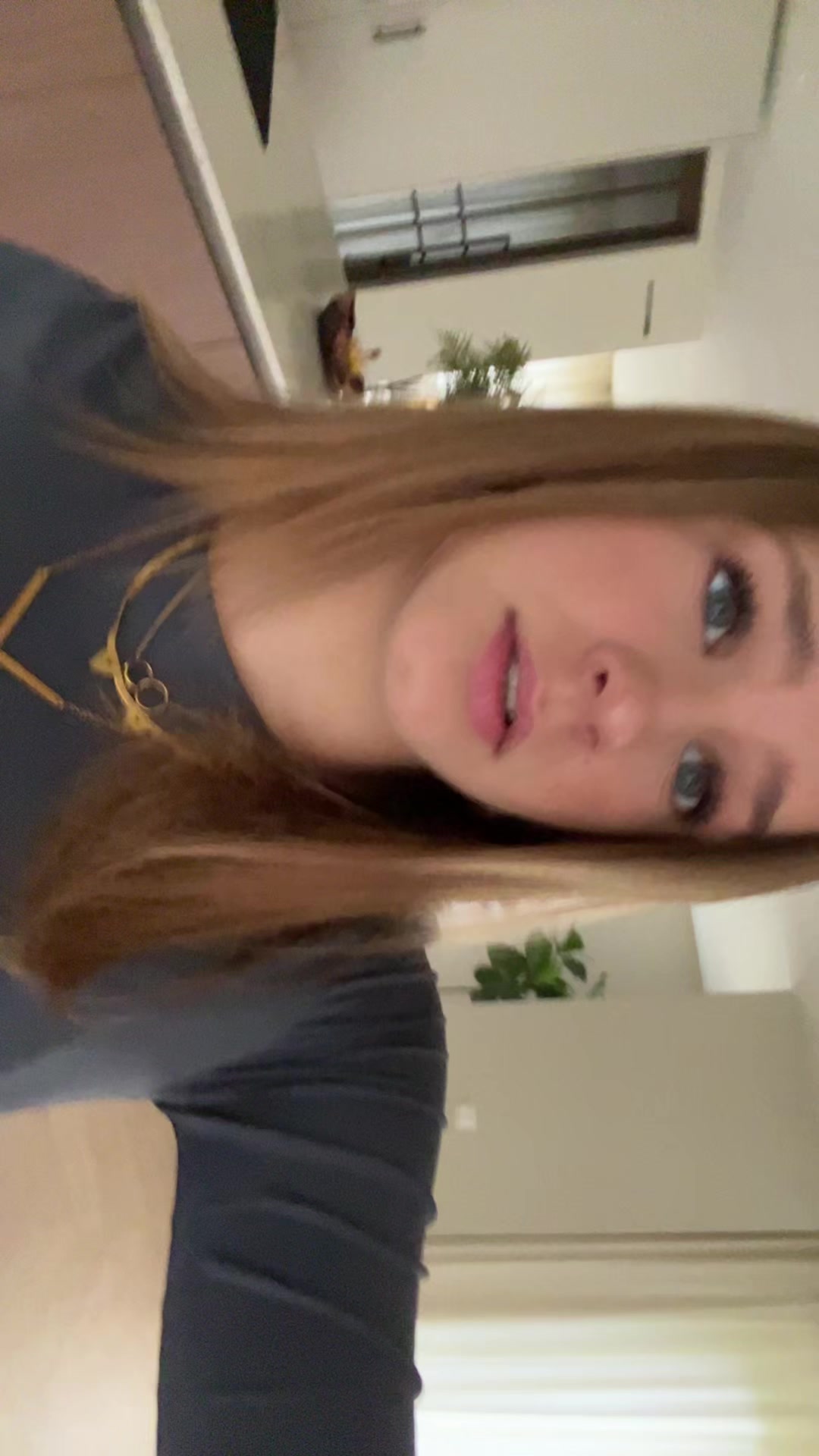 @𝐈𝐧𝐟𝐥𝐮𝐞𝐧𝐜𝐞𝐫𝐳𝐳 ⭐️