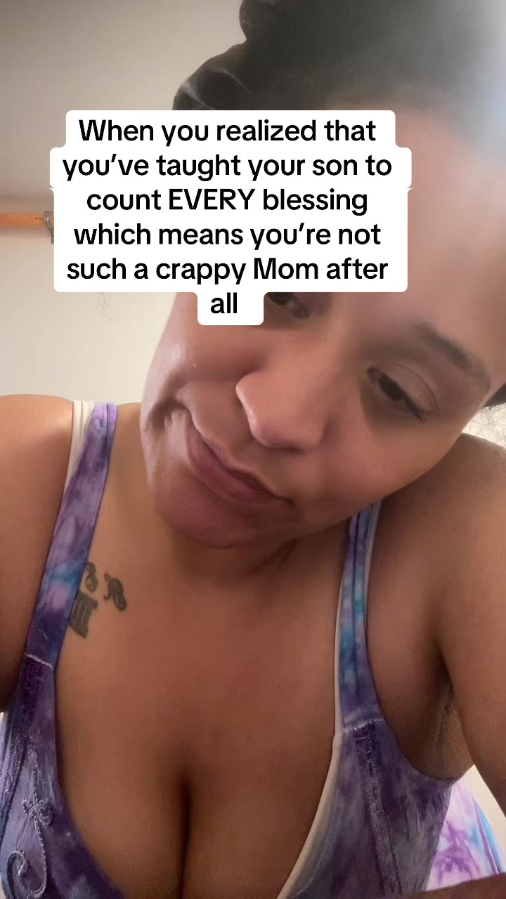 @officialmomtrovert