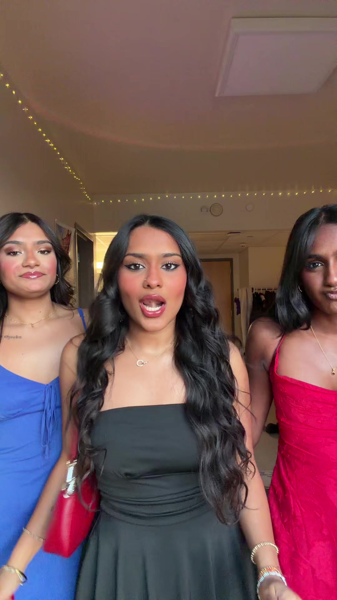 @rishika🎀