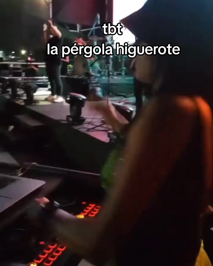 @Djscarlet02