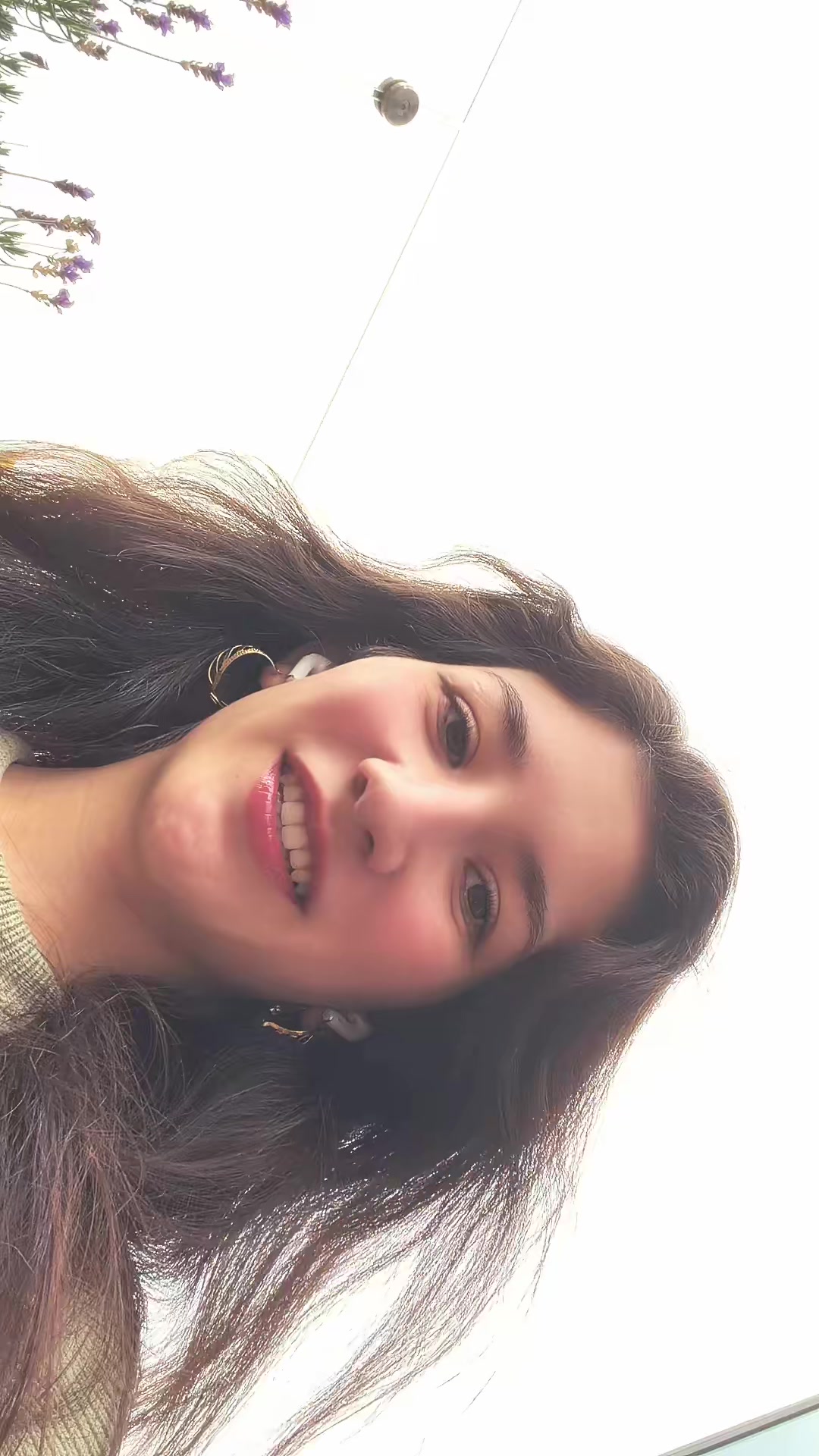 @Esther ✨