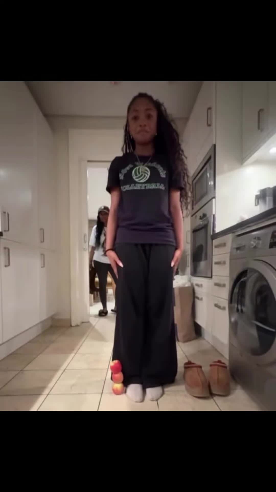 @My Gigantic Lesbian Tits 🇵🇸