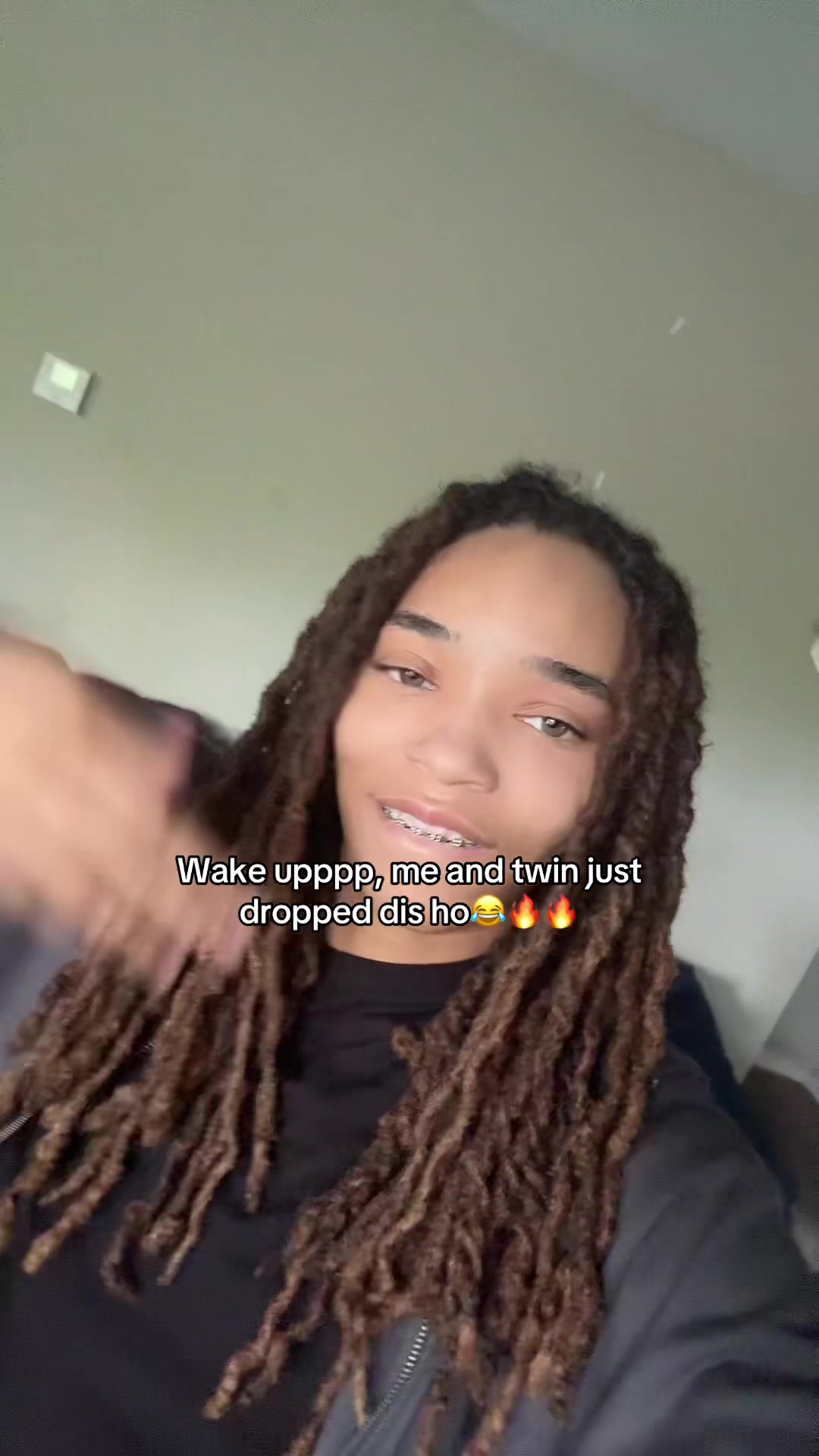 @Brooke 👩🏼&zwj;🎤