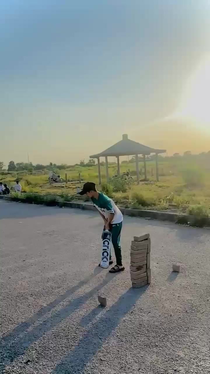 @نومی لیفٹی فخرے چٹھہ بختاور🏏