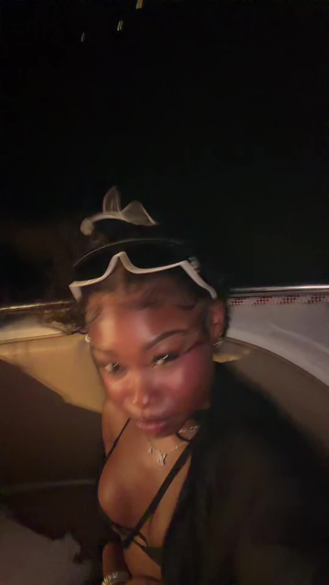 @tut .