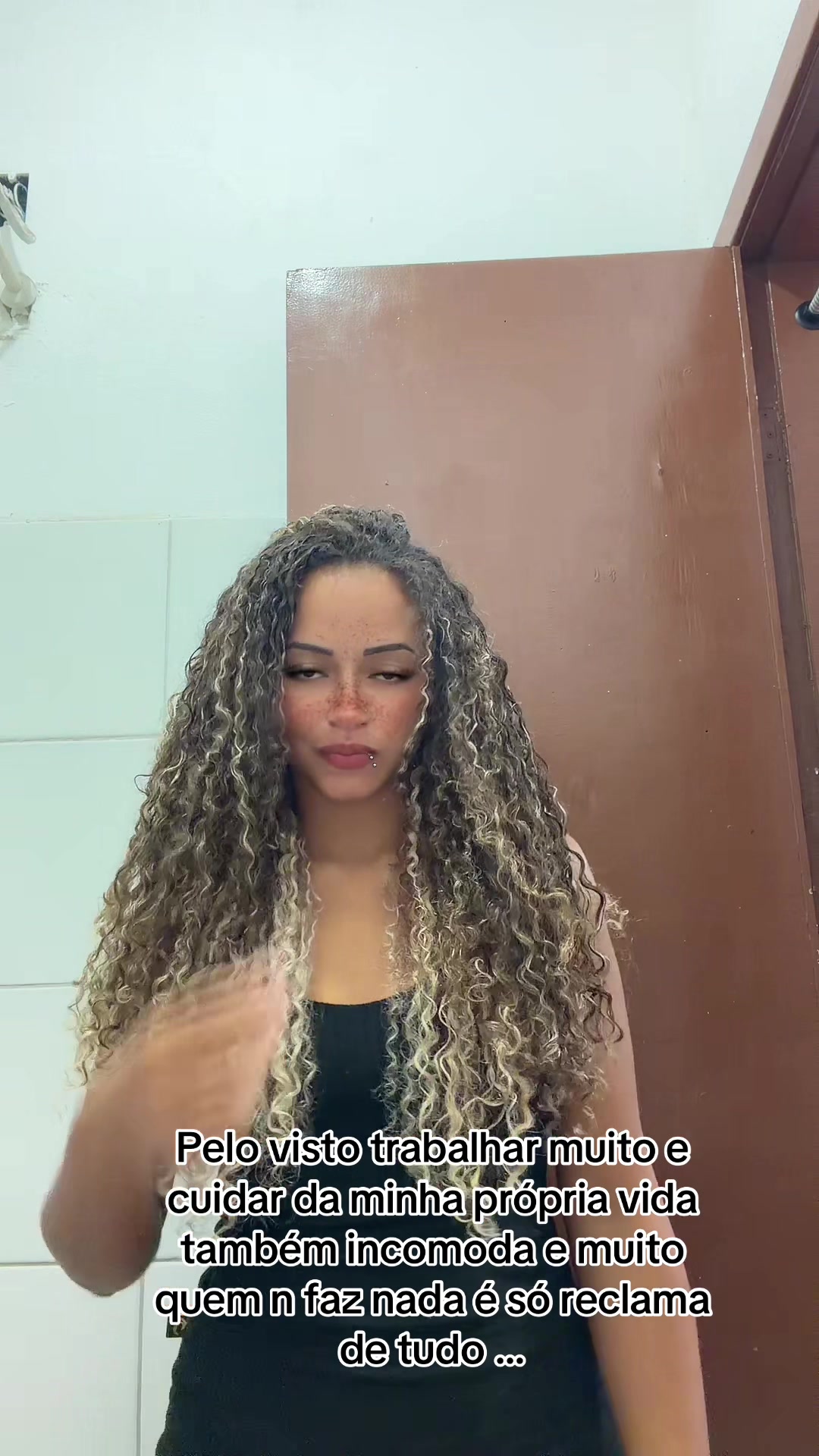 @thayanelisboa703