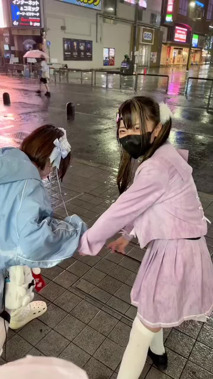 @AsianContent