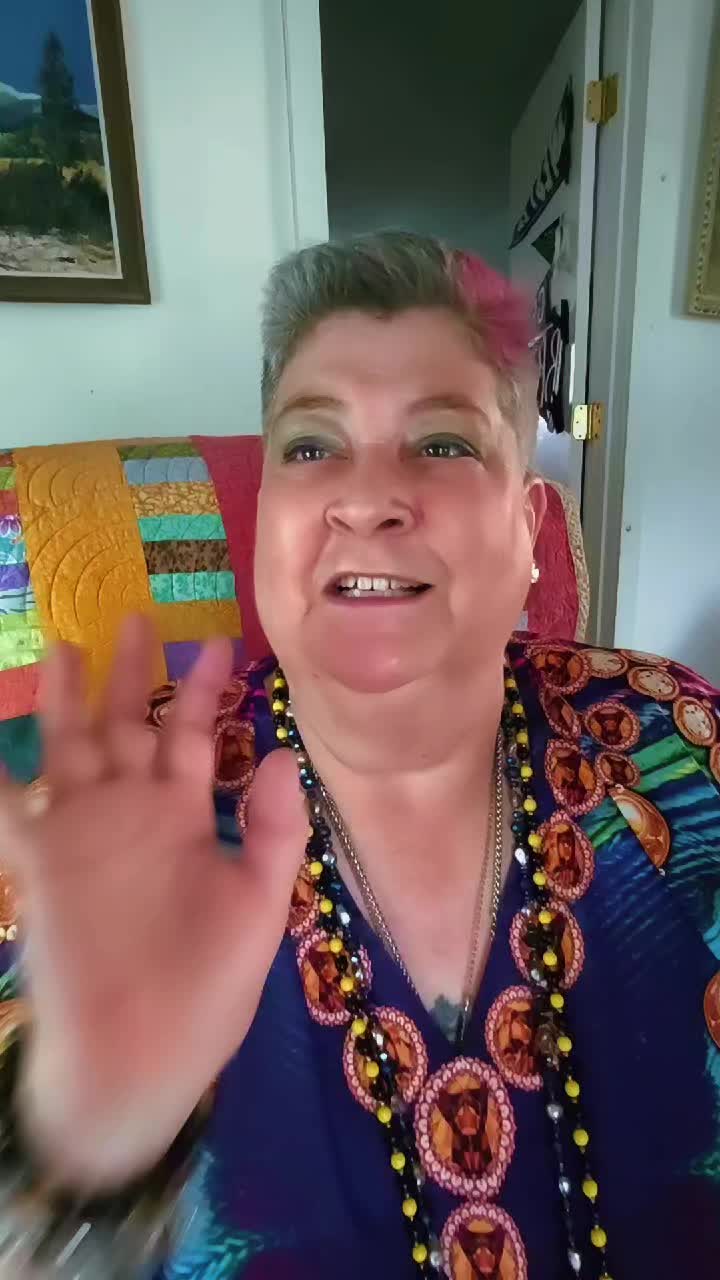 @north_omaha_cat_lady
