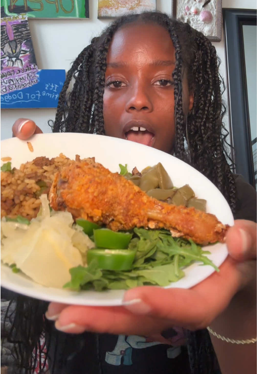@Dakota Simone Eats