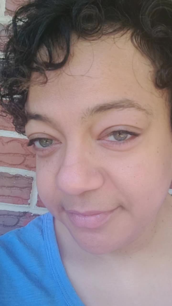 @THE NIKKIEGREENEYEZ COLLECTION