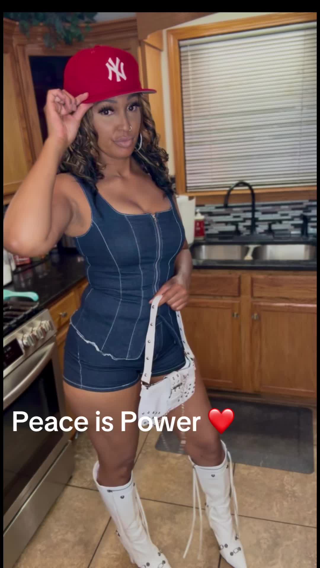 @christypopin